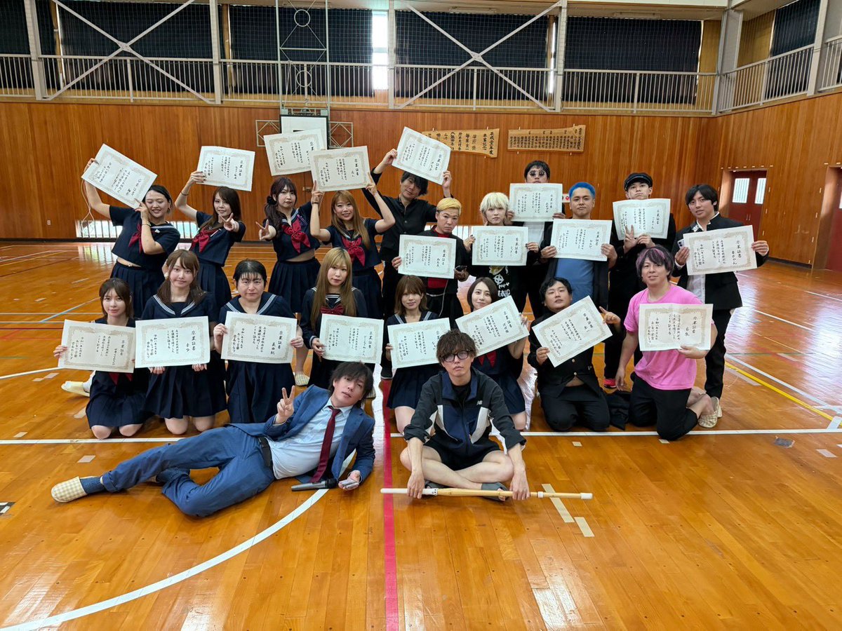 hukuhani's tweet photo. おいなり学園2度目の卒業👩‍🎓
ありがとうございました😊 https://t.co/EezWVRwelH