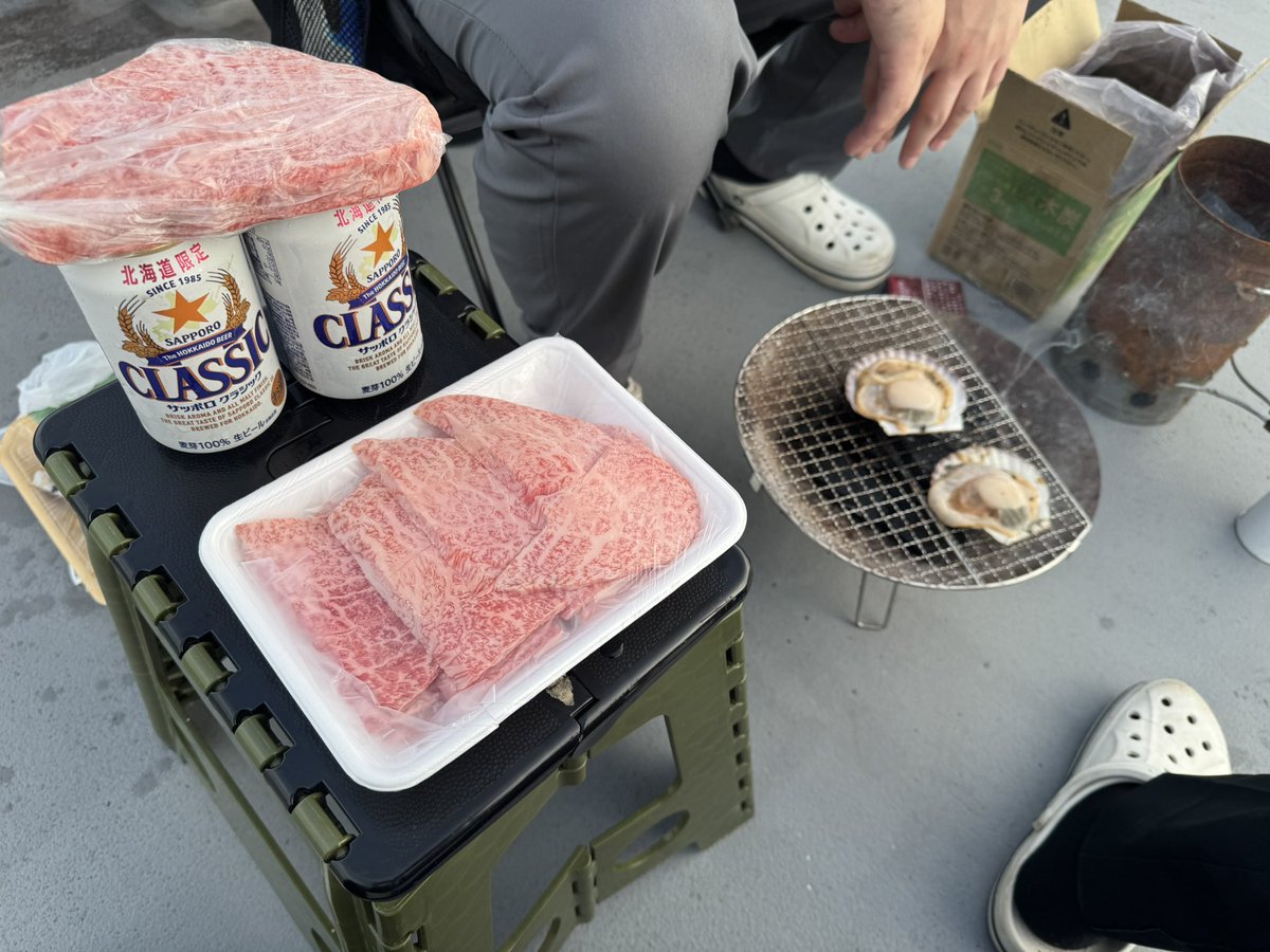 300nyps56's tweet photo. ワイ宅でバーベキューじゃ！

最高！ https://t.co/R5hPvMStjj