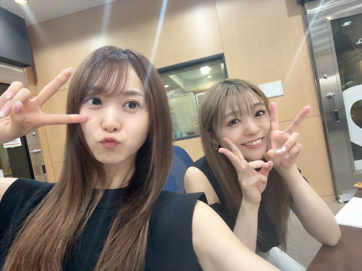 iRis_s_yu's tweet photo. 今日は代打パーソナリティーにちーわかさんが来てくれましたよ！！！！よろしくっぴ！！！！　#agson https://t.co/plPeA9Pwwb