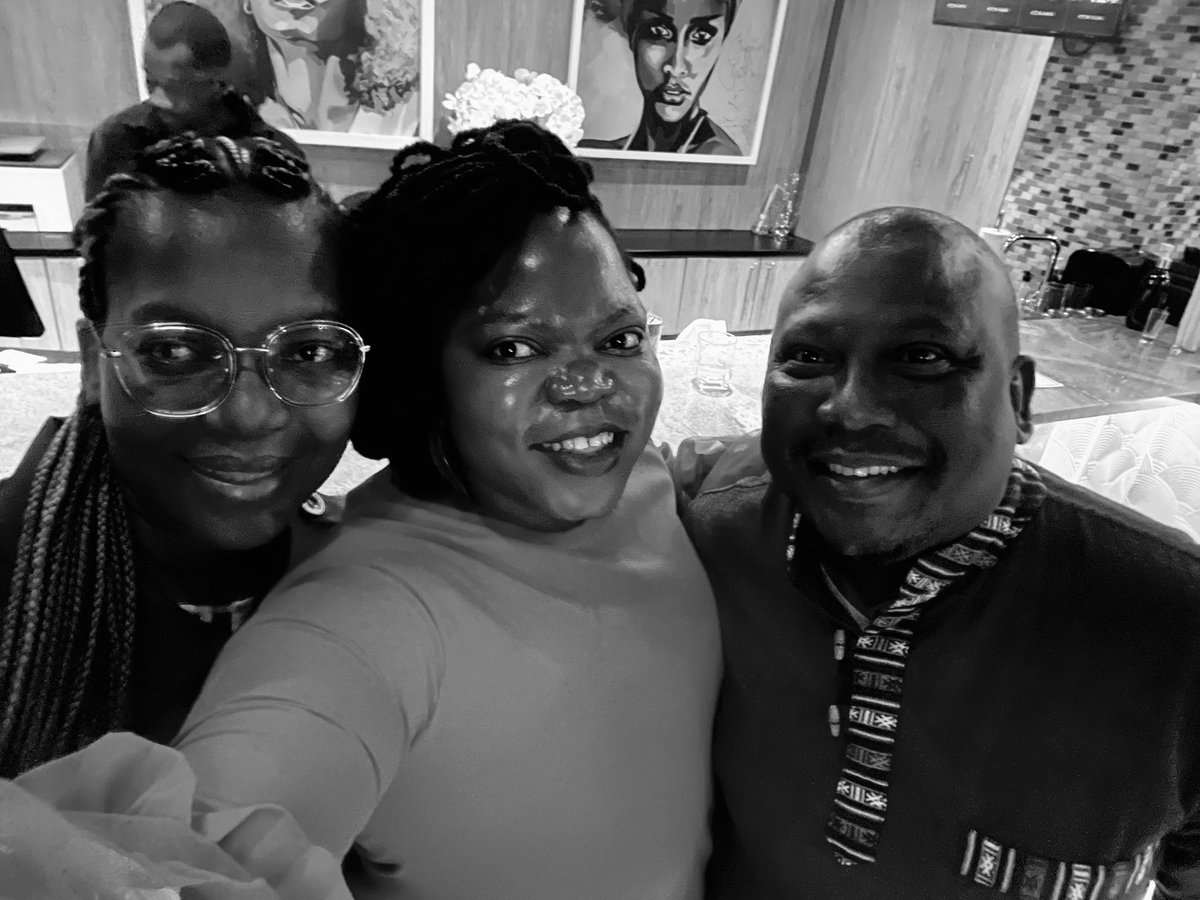 ThetoThakane's tweet photo. It wouldn’t be a birthday month if it didn’t feature Ntate @tsoaeli_herbie and the music fam. Last night’s show was magical. So much listening, joy and assurance. Jazz is rewarding. 💛 https://t.co/xSXfgcm09S