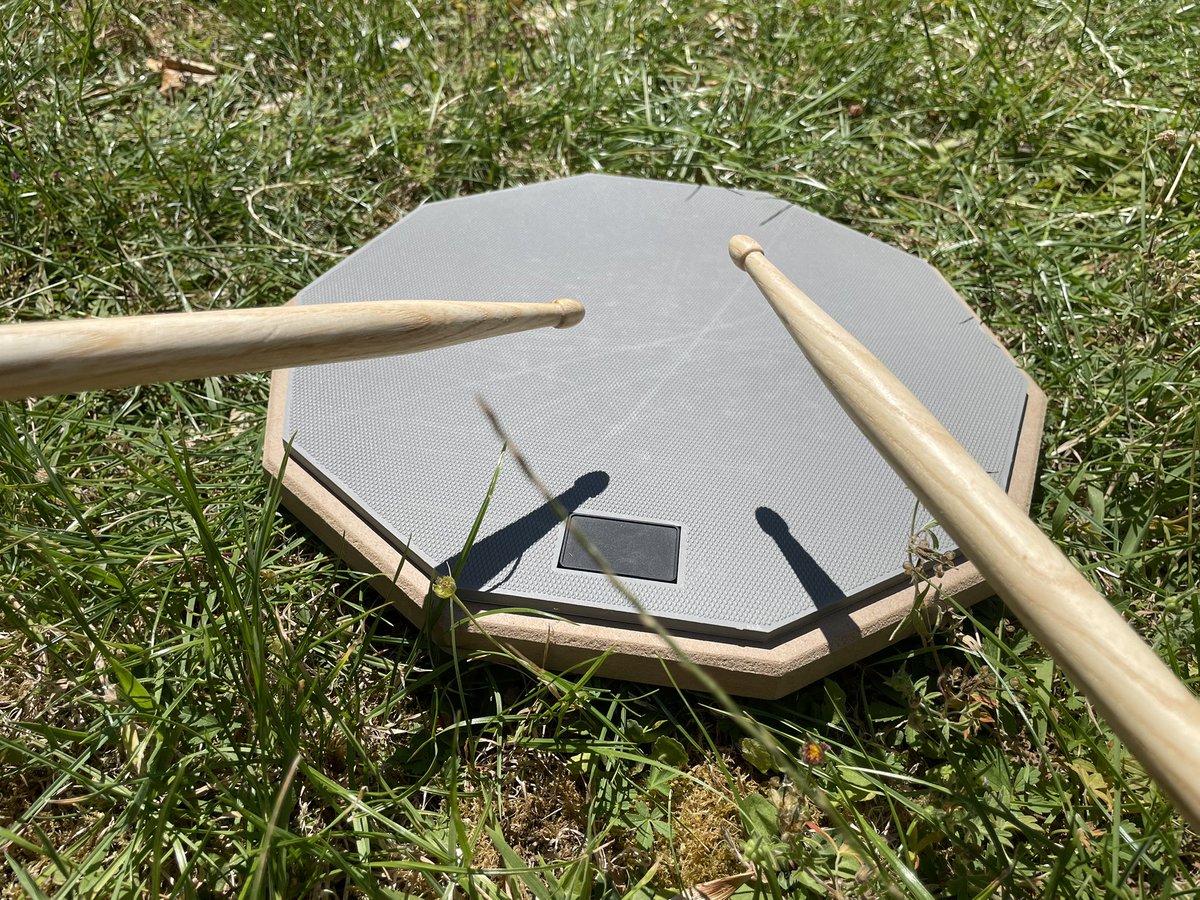 jasonkbooks's tweet photo. The journey’s begun. 2 weeks into writing my 1st chapter book but real life’s getting in the way. When it’s a best seller, I’ll thumb my nose at everyone conspiring to sabotage the writing process. But for now, I need gentle nudges to keep me going!
#middlegrade #drumming #aliens https://t.co/rTnPAxNwc8