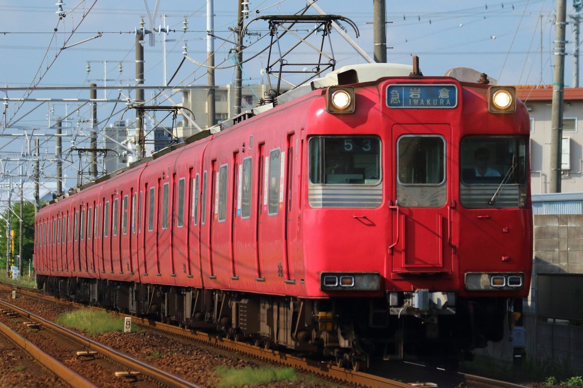 TravelCecum's tweet photo. とういうことで、ほぼ青い「急」の幕を撮るためだけに名古屋へ始発電車弾丸する人。 https://t.co/j7LrXdzbtF