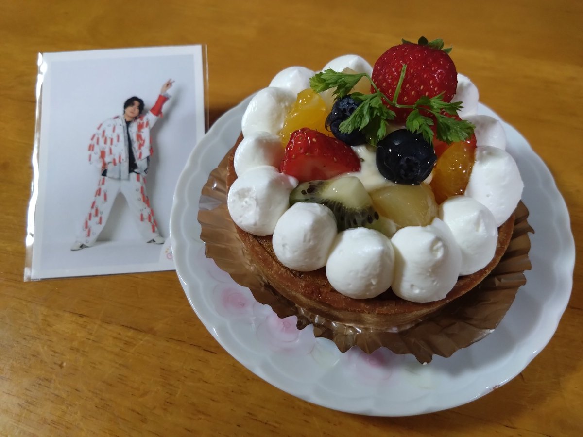 kerria7733's tweet photo. シゲちゃん💚
お誕生日おめでとう🎂
39歳の隠し玉は何個持ってるの？
ワクワクしながら待ってます🤭
素敵な歳になりますように✨️
#加藤シゲアキ誕生祭2026
#1年に一度の魔法特別な日 https://t.co/F6ulcqLCzV
