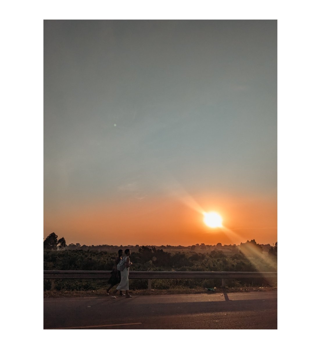 kaawabanga's tweet photo. Finally, my Pixel 4xl bows out!  Took a few beautiful sunsets and horizons 👏🏽 https://t.co/siU426doYw