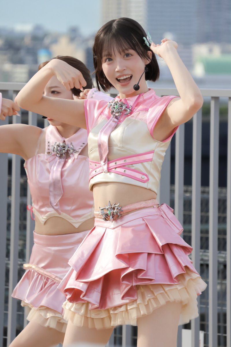 nasmiku's tweet photo. 2026/7/11
「SAKURAIZATION」リリース記念フリーライブ1部
@横浜ワールドポーターズ屋上

SOYOちゃん超かわいい💕
目線ありがとう😍
#SOYO
#onefive https://t.co/iogEjoNEpi