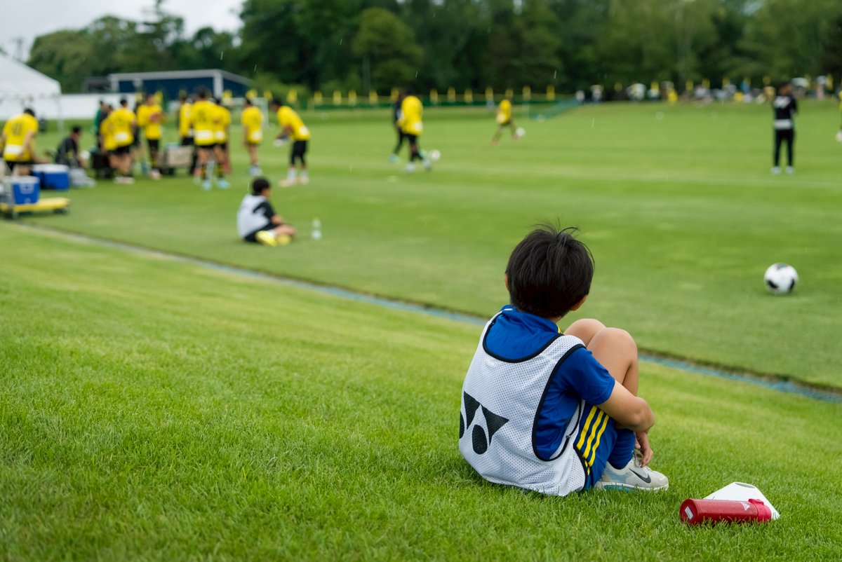 REYSOL_Official's tweet photo. 🟡26/27CAMP DAY7⚫️
また、今日のトレーニングマッチでは #FC網走 の皆さんにボールパーソンを務めていただきました！
ご協力ありがとうございました🙇‍♂️

#柏レイソル #レイソル2627網走キャンプ https://t.co/TzFfFJtIBX