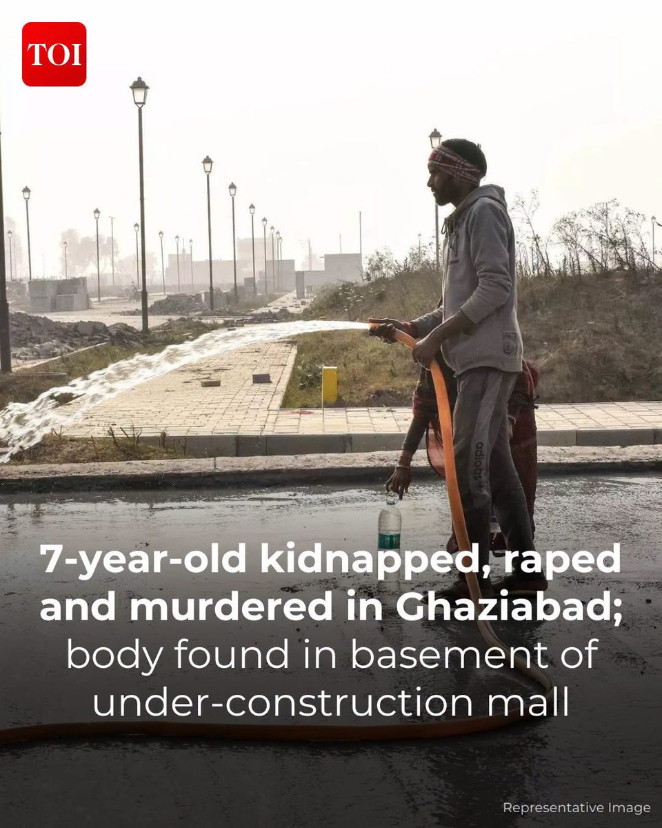 aree_shuklajii tweet media