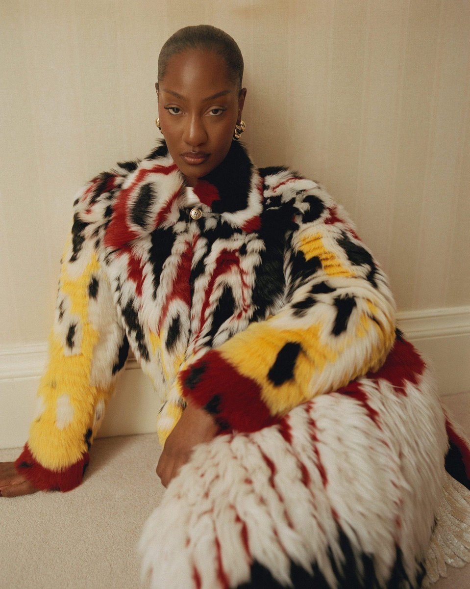 revybehq's tweet photo. Tems for British Vogue Magazine https://t.co/VEZFAx97Bj