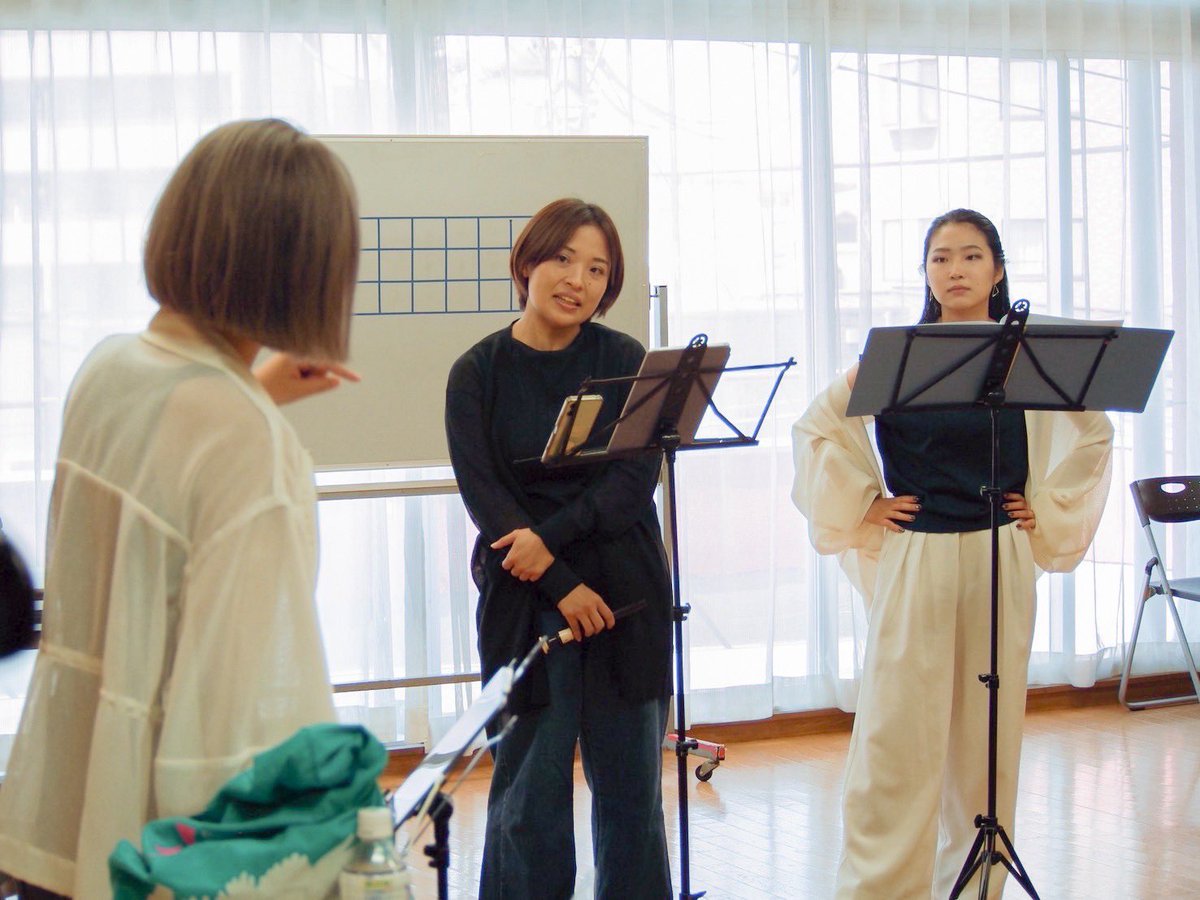 NQ_opera94's tweet photo. 📣あと1週間！

先日、永井みなみさんが稽古場にいらっしゃいました！　 作曲家ご本人とともに作品を深める、充実した時間に。新曲《HOWL》も初めて通し稽古を行いました✨

コンサート当日は、永井さんのトークもお楽しみに！ https://t.co/clmSInFd1N