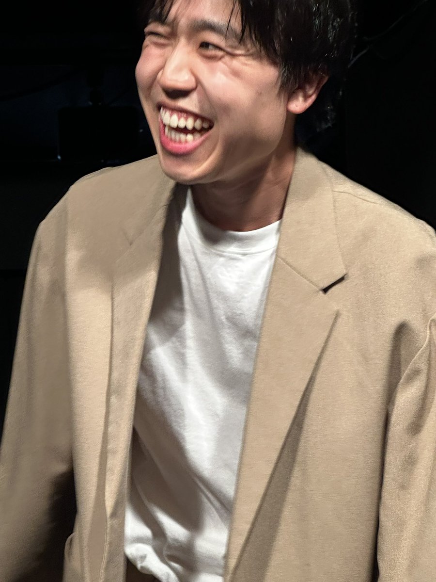 kohei04227's tweet photo. 大前町田·東山ツーマンライブ🌺
生で見るお笑い芸人楽しすぎる🥳
あの2組はオモロ🤣🤣🤣
次は10/17かぁ〜〜

 #みづき
 #東山
 #大前町田 https://t.co/m43t6YyFmd
