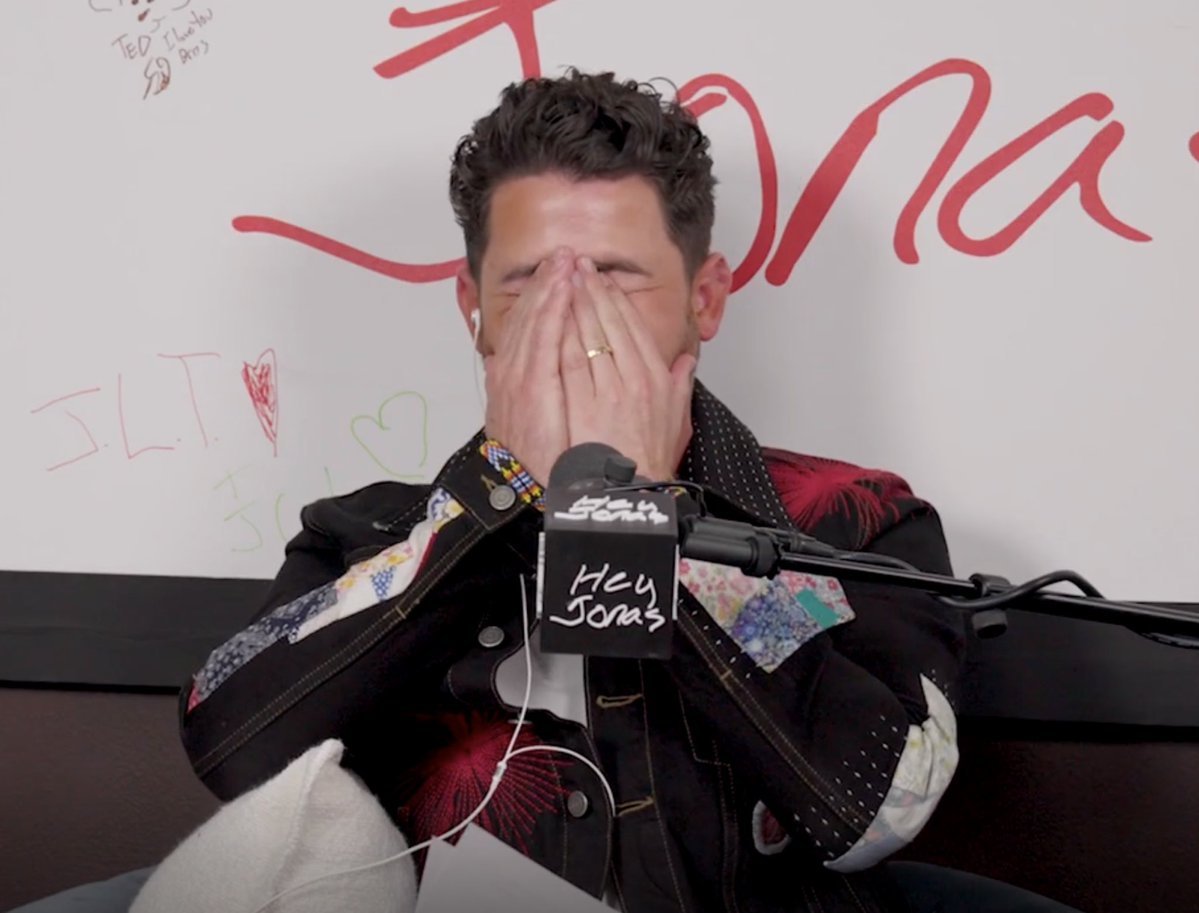 Jonas Brothers No Context tweet media