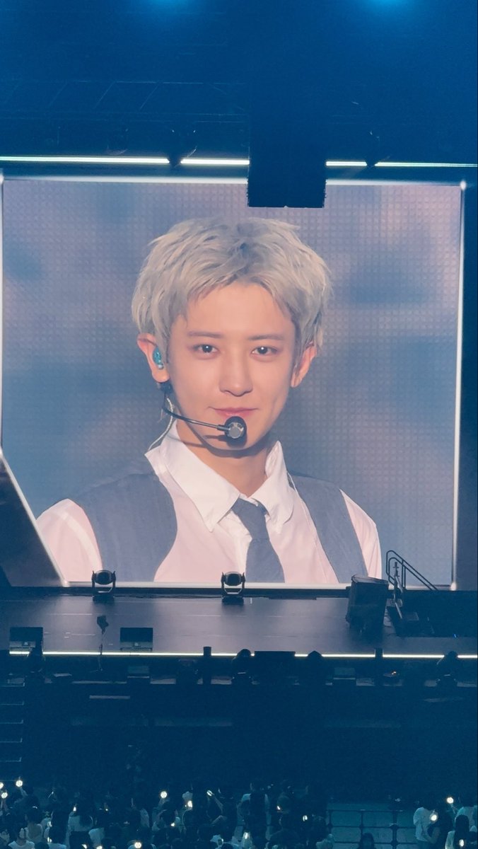 tomoonandbaek's tweet photo. เหมือนพนักงานบริษัทญี่ปุ่นหลุดออกมาจากอนิเมะเว่อ https://t.co/P8KBwqW4DK