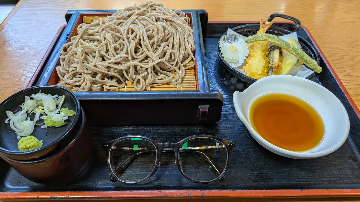 KORO_Basser's tweet photo. #渓流釣り 行ってキタ〜🌞
15000歩 山！山！山！

⏰5:30発→20:00帰宅
🌤天気：はれ  18℃〜29℃
🐟釣果：2人で4匹
♨️本日のお風呂：道の駅
💴釣行費：約¥6000
📝まとめ：モノに出来ないチェイスやバイトが多かったぁ🥲
でもお互い釣れたし最高です(*ﾟωﾟ)ﾉ
来週は #ヘチ釣り 行ってみようかな😎 https://t.co/KVI6msX3kP