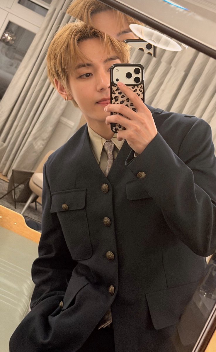 Supbnj's tweet photo. น่ารักชิบหาย 😭 กุตายแล้วตายอีก นาซ่าเอาไปวิจัยเถอะว่ะ มีสิ่งมีชีวิตที่น่ารักขนาดนี้อยุ่บนโลกเราได้ยังไง https://t.co/kETOKTKg9E