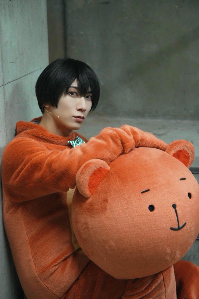 shoichiro_omi's tweet photo. 舞台「うらみちお兄さん」4日目
ご来場ありがとうございました！

ファンサをリクエストしてくれたよい子のみんなたちも、ありがとうございました(￣(工)￣)

生きてるといろいろなことがあるけど、みんなたちの今日がいつもより少し愉快な日になってたら嬉しいと思っている(￣(工)￣)

#舞台うらみち https://t.co/uw0EM31TJr