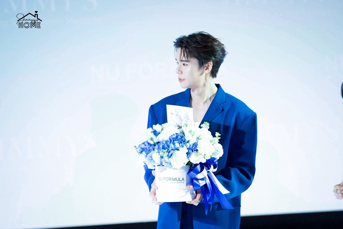 JimmyyjpHome's tweet photo. - 💌 NUFORMULA JIMMY SECRETMOMENT
#JimmyStrongSkinSecretMoment

ขอขอบคุณทาง @NuFormula_TH ที่ให้เกียรติไว้วางใจเลือก“พี่จิมมี่ @jimmyyjp_ ”มาเป็น Derm Buddy  ของแบรนด์ ขอบคุณรักและเอ็นดูเสมอมา พวกเราดีใจและปลื้มใจอย่างยิ่งที่ได้เห็นพี่จิมมี่มีโอกาสร่วมงานกับทางแบรนด์ Nu Formula รวมถึงกิจกรรมที่จัดขึ้นในวันนี้ด้วยนะครับ ในอนาคตอยากเห็นแบบนี้อีกต่อไปเรื่อยๆเลย ขอบคุณอีกครั้งครับ ✨🙇🏼‍♀️🙇🏼‍♂️

ขอบคุณพี่จิมมี่ ในวันนี้ที่ส่งมอบความสุขให้กันอย่างเต็มที่ด้วยครับ ช่วงนี้ทำงานเยอะดูแลรักษาสุขภาพด้วยนะครับ คนเก่งของพวกเรา ✨🥑

ขอบคุณ #งั่มงั่ม #Tiny ผู้โชคดีทั้ง 50 ท่าน ที่ส่งกำลังใจ แชร์โมเมนต์ต่างๆของวันนี้ด้วยนะครับ และก็ขอบคุณทีมหน้าจอที่มาช่วยกันเทรนแฮชแท็กด้วยเช่นกัน ขอฝาก Nu Formula ไว้ในอ้อมอกอ้อมใจ ไปใช้ตามจิมมี่กันเถอะนะ ดีจริง บอกต่อ ✨🫶🏻💜

ขอบคุณสถานที่ ทีมงานทาง Nu Formula ทุกท่านที่คอยดูแล อำนวยความสะดวกต่างๆให้แฟนคลับด้วย พวกเรามีความสุขมากจริงๆวันนี้ ครับ 💙

NUFORMULA JIMMY SECRETMOMENT

#JimmyStrongSkinSecretMoment
#jimmyyjp #Tiny