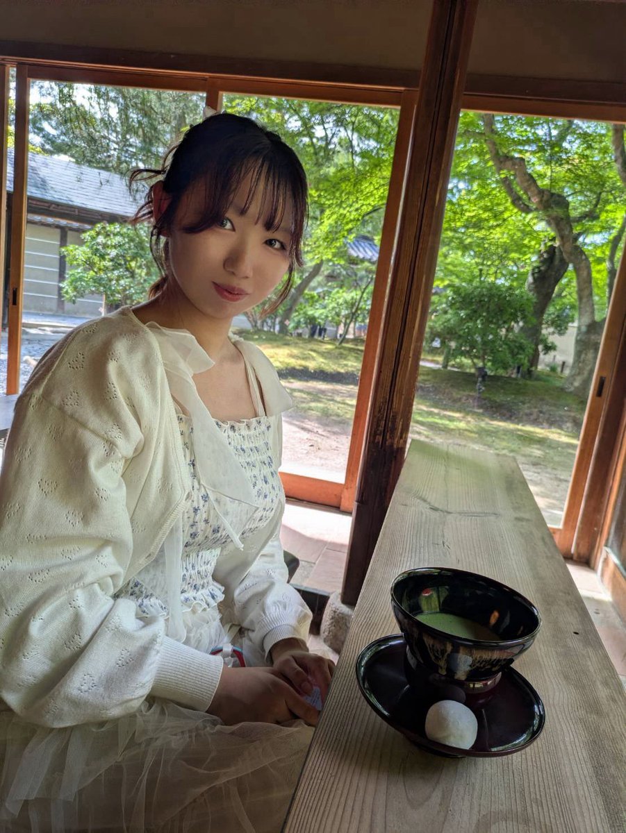 takashio0511's tweet photo. ねえねえ、もう誕生日から2ヶ月経ったって知ってた……？🥹

誕生月は好きな人たちと過ごす日が多かった
5,6月があっという間に過ぎ去って、もう7月もう夏……🌞🌴🌺✨
今参加してる作品も上演まで残り1ヶ月を切りました。
今年も1日1日を着実に大切に生きていきます！ https://t.co/bRFkSOlxYT