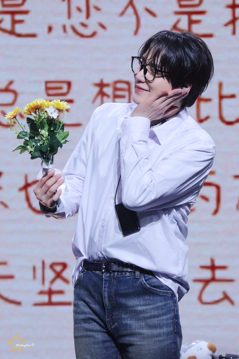 wishingstar4kyu's tweet photo. 260705 Hotel 203 in SHANGHAI HQ
Part 1-1 
안경규 🌻

#규현 #KYUHYUN #圭贤
#규현아_사랑해 https://t.co/iuNwDlExMg