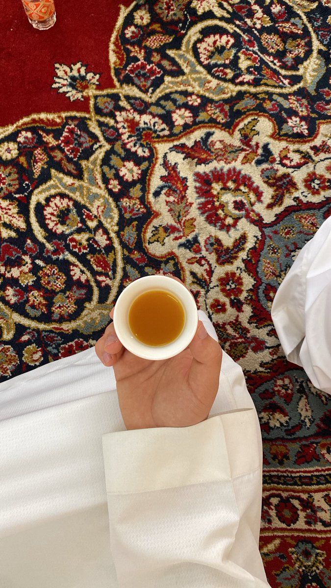 7ill_ill's tweet photo. - عصرية الشوق ما خلّت طبايعها
مع كل فنجال قهوة جابت أخبارك ". https://t.co/28g6ZxrrWV