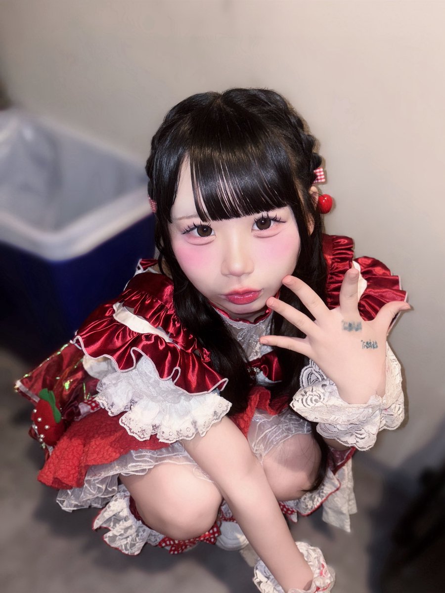 onemuse_rinon's tweet photo. 甘すぎるって？まだまだ足りないもん♡ https://t.co/j7CjI4ivhY