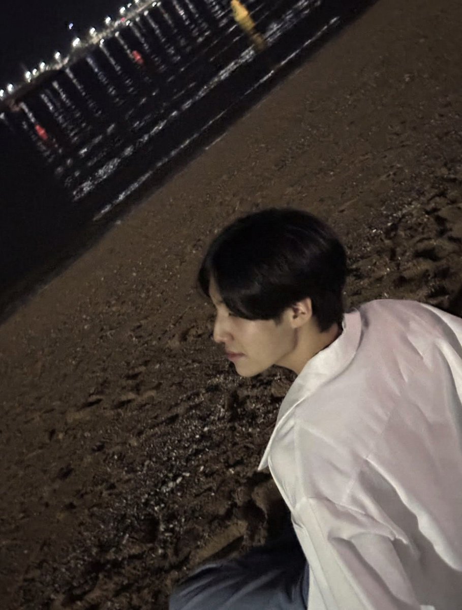 topeunsang's tweet photo. Happiness looks good on you, Eunsang 🫳 https://t.co/5HQvTtuSuR