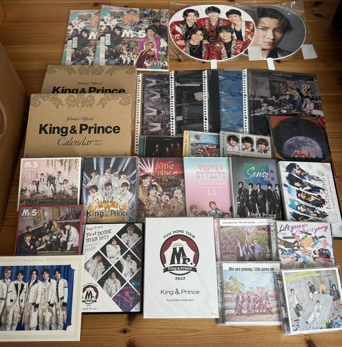 5kt_7's tweet photo. Kingandprince  King&amp;Prince  キンプリ
断捨離中なのでお譲り先を探してます！

【求】300〜2000（PayPay)

1000↓の場合は＋別途送料
メルカリ・Yahooフリマでも対応可ですが、＋手数料かかる場合あります。 https://t.co/ZrIRJznSN9
