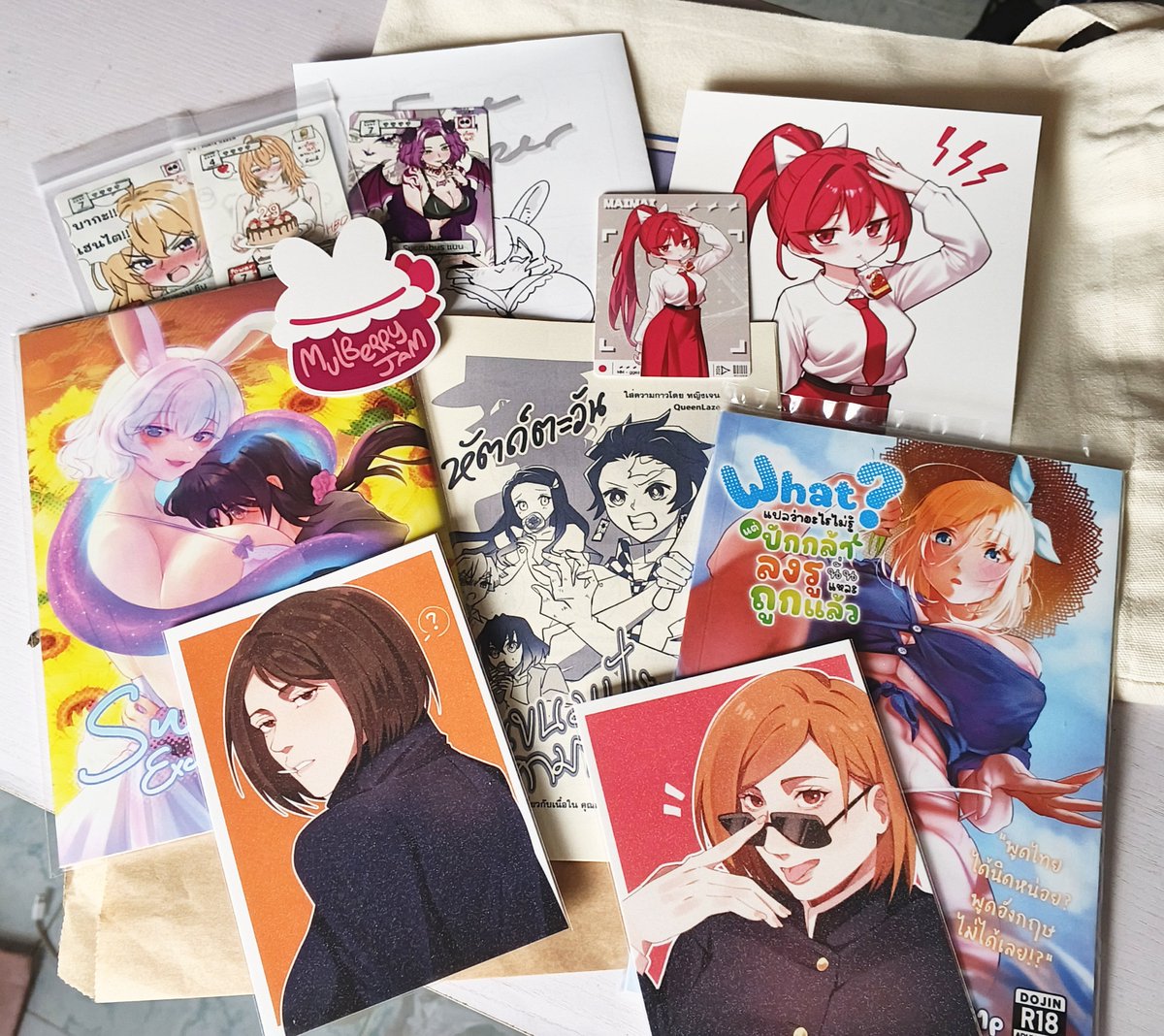 furin_too's tweet photo. ไปงาน Comic Creative✨ เอาจริงๆแทบไม่รู้จักนักวาดคนไหนเลย เพราะนี่ไม่ได้ตามนักวาดไทย แต่งานแต่ละคนสุดยอดมาก อยากซื้อทุกคนเลยแต่กำลังไม่พอ555 เลยซื้อมาแต่อันที่รู้สึกว่าชอบจริงๆ

ขอบคุณนะครับ ชอบผลงานของทุกคนมากๆ หวังว่าจะได้ไปอุดหนุนอีกนะค้าบบบ❤️

#ComicCreative https://t.co/13Zk8H7e8W