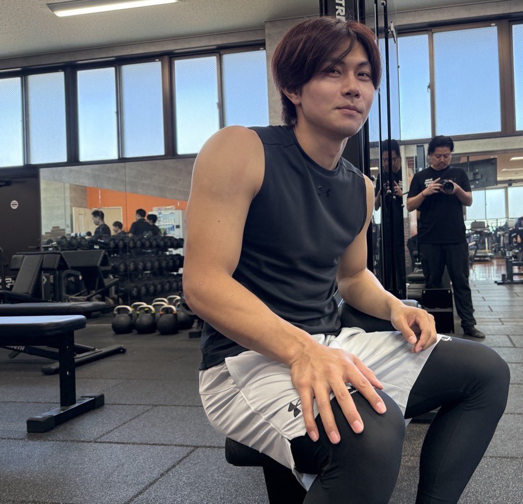 Hi8_8iR's tweet photo. 沢村玲さんのオタクの皆様へ
もし試合中暇だったらここらへんの選手眺めとくと顔がかっこいいですよ(藤原(背番号1)、和田康(背番号63)、来田(相手チーム)、石川(相手チーム)) https://t.co/fGOUSV9cOu