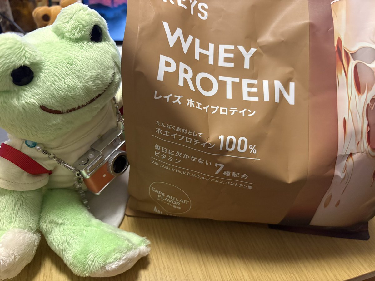 moelog_twit's tweet photo. REYSのプロテイン、リピート購入したった。ジムのサーバーでも飲んでたんだけど味も美味しくて飲みやすいし、ジムのだけじゃ普段飲めないので先月からこれを買うようにした。山澤さんの動画とかも好きでよく見てるしこれ一択なのだわ。 https://t.co/FuqAJuPWQ8