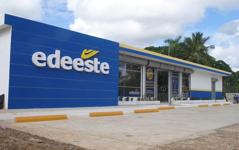 noticias_msm's tweet photo. Residencial San Isidro Labrador denuncia @Edeste_RD . Reportan falta de voltaje 220v en varios  edificios de la manzana A y la distribuidora continúa ignorando los reportes. 
Reporte # 188502
¡NO ESCRIBAN EN PRIVADO, RESUELVAN!

@elsieCruzdlcruz @pousuazo @celsomprp @joelsantose @SIEGOBRD @AnibalDaz