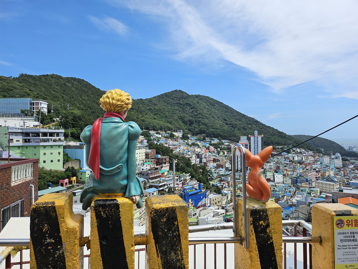 kay0502art's tweet photo. 釜山の記録③✍️
甘川文化村 https://t.co/KzAMg42IHX