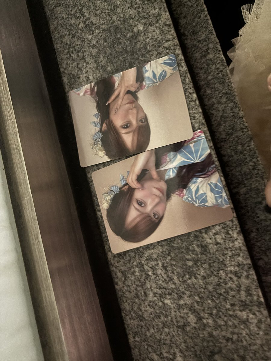 tegoharu's tweet photo. ラボセ　ふるっぱー交換

譲:画像1.２枚目
仲川、櫻井、真中、松本、早瀬

求:画像３枚目松本

福岡15日で交換希望です！

#ふるっぱー交換 https://t.co/aAYiiaVnNP