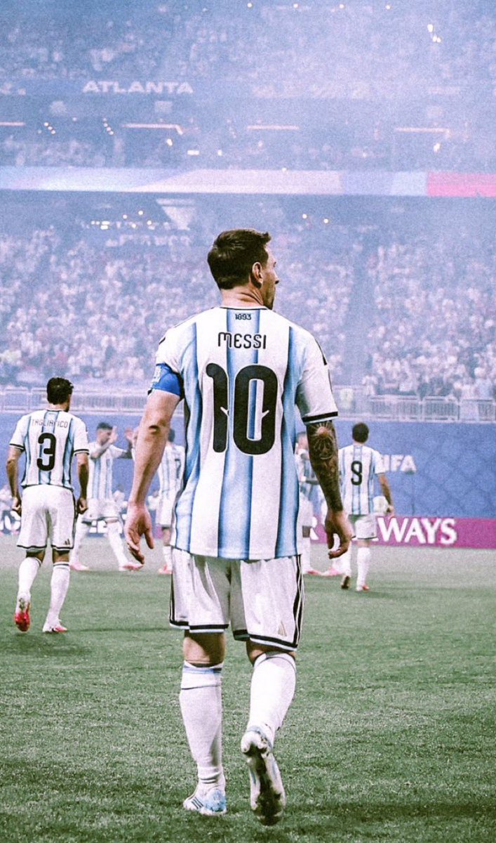CrewsMat10's tweet photo. 🚨BREAKING: The greatest footballer of all time and the defending World Cup champions are in action today.

No Lionel Messi fan should scroll past without liking this. https://t.co/MYQGhsRy1d