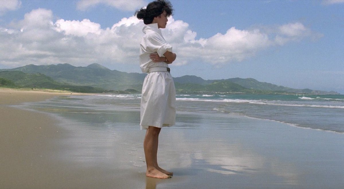 ashokah_'s tweet photo. エドワード・ヤン『海辺の一日』。改めて観て傑作。美しくほろ苦い走馬灯みたいだった。ある選択をするかしないかで生まれる人生の分岐点の不思議。少しヴァージニア・ウルフの『波』を思い出したり。 https://t.co/DDVWUAxEvv