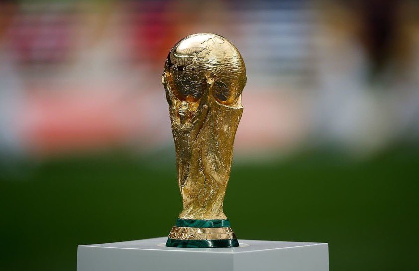 DanikRM_'s tweet photo. Por culpa de un futbolista que todos sabéis, estos dos trofeos han perdido un poco de prestigio en la historia del fútbol. No hace falta que diga a quien me refiero. https://t.co/Yis04JKqux