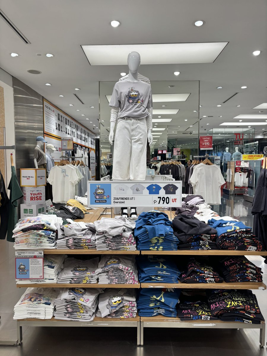 krystellersss's tweet photo. PASABUY DM/reply until 8:30 only

UNIQLO ZO&amp;FRIENDS FREE BANDANA

Unfortunately, wala ng onhand stocks ng bandana. But if you will purchase until tomorrow sure na makaka kuha ka pa rin. May need lang ifill up for delivery/pick-up ng bandana which is sa Aug ang dating ng stocks. https://t.co/DQoVlndvnn