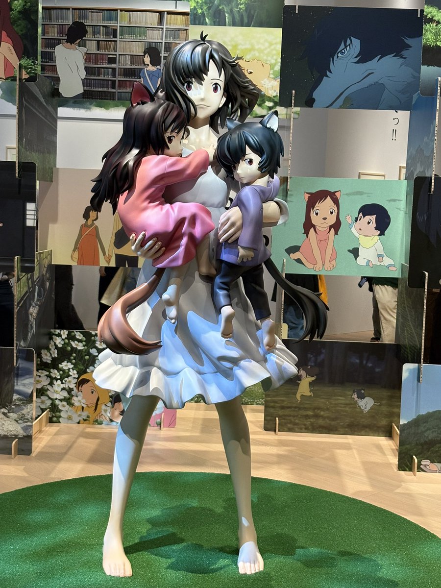 Nonko_no13's tweet photo. 今日は細田守の原点展行ってきた！
土日は混むって聞いてたから朝イチで行ったらスムーズに入れました😊
絵コンテとか設定資料とか沢山あってめちゃ楽しかった🌸
グッズの品切れ多くて何も買えなかったのがちょっと残念💦 https://t.co/YgyjSFOS6F