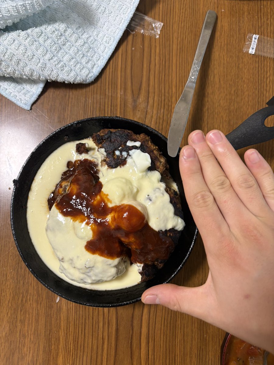 Sayuu_uta's tweet photo. デケェ肉塊を食った満足感がある https://t.co/XRWPRID8Al