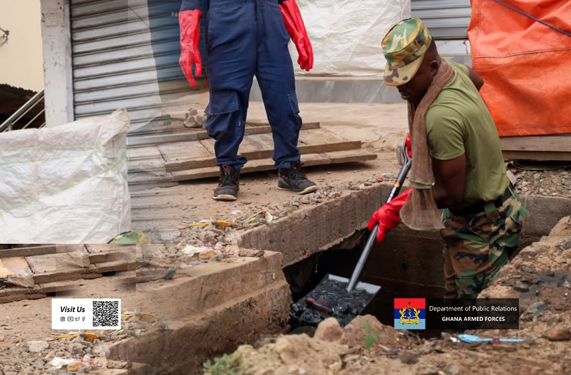 GhArmedForces's tweet photo. Every piece of litter picked up, every street cleaned, every gutter desilted and every volunteer who shows up is helping build a cleaner, and healthier Ghana. Change begins with action. Together let's make a difference. https://t.co/LDMO0ISZAk