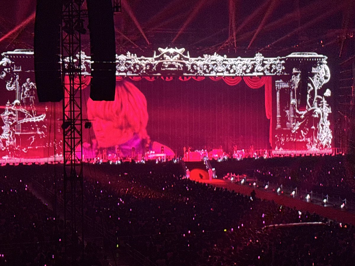 hJdiqKXYRqmRfgo's tweet photo. セカオワさん過去一凄いライブ
シネマというタイトルに相応しくセトリの8割近くで映画仕立てなの凄いわ
伊藤沙莉さんに岡山天音さんに出てくるなんて聞いてねぇ
俳優深瀬もバチイケで最高！
花鳥風月とか聞けたの嬉しいな
#SEKAINOOWARI  
#THECINEMA
#THECINEMAネタバレ https://t.co/Xgce23oTv0
