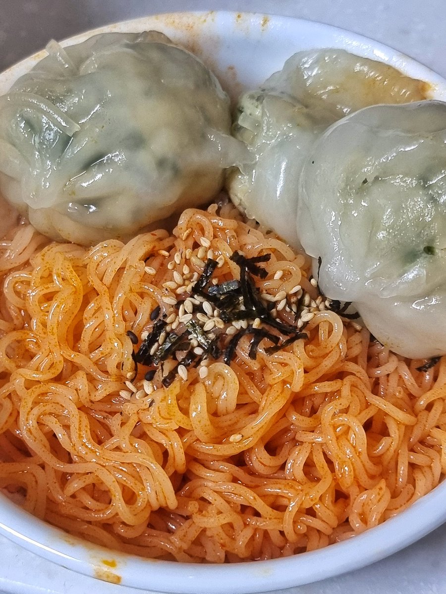 꿀벌깽이 tweet media