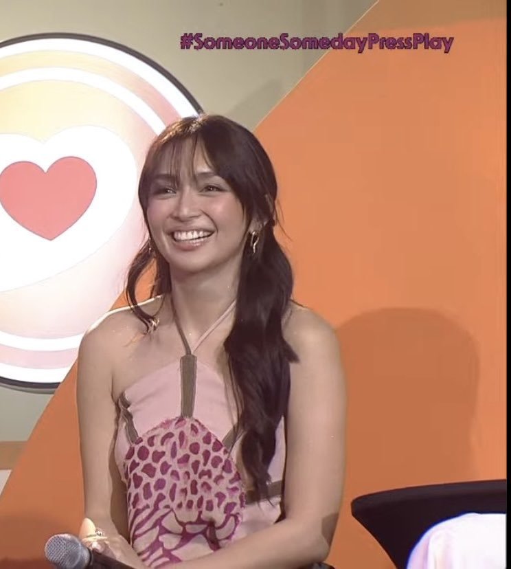 aintchellee's tweet photo. ANG GANDA GANDA NG ATING ASIA'S SUPERSTAR!!! @bernardokath 

#SomeoneSomedayPressPlay https://t.co/9kSafwh19K