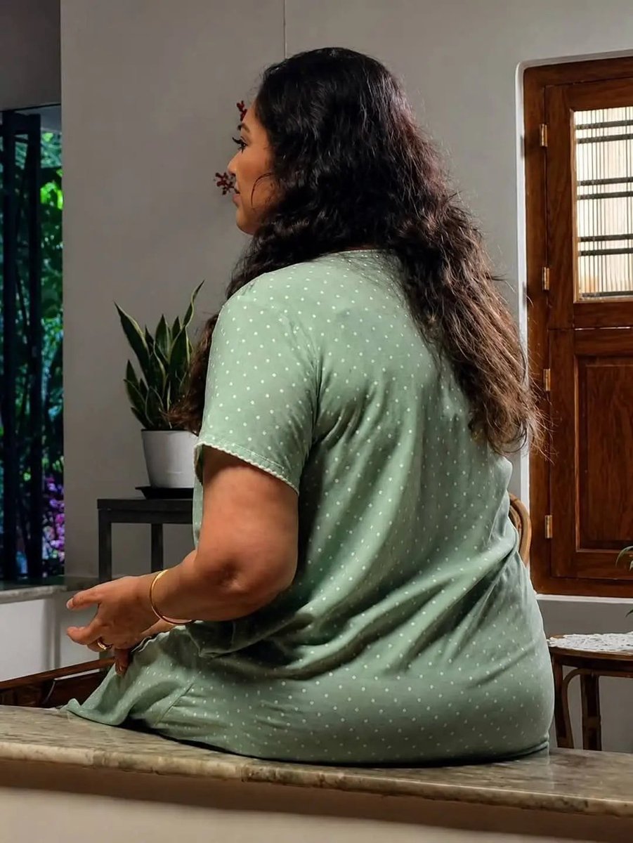 ragavAANN7's tweet photo. Drishyam 3 nammude veetil aanu nadanathenkil  ithrayum parts edukendi varilayirunu alle @Oh_mamosi https://t.co/P0ddq5or4w