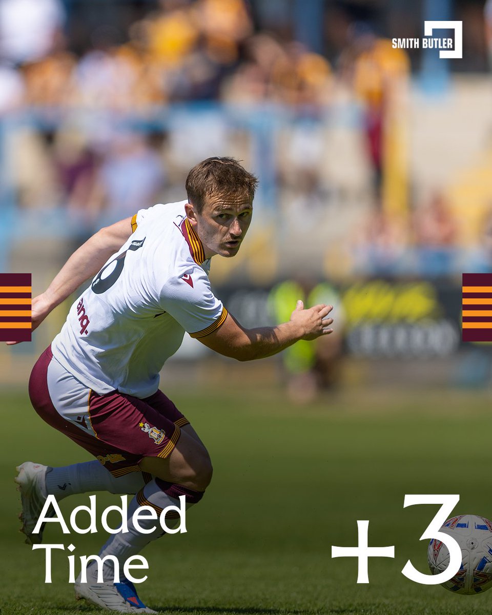 officialbantams's tweet photo. THREE minutes added on in Halifax. ⏱️
🔵 1-4 ⚪️
#BCAFC | #HALvBRA | @smithbutleruk https://t.co/e9LAVaMw64