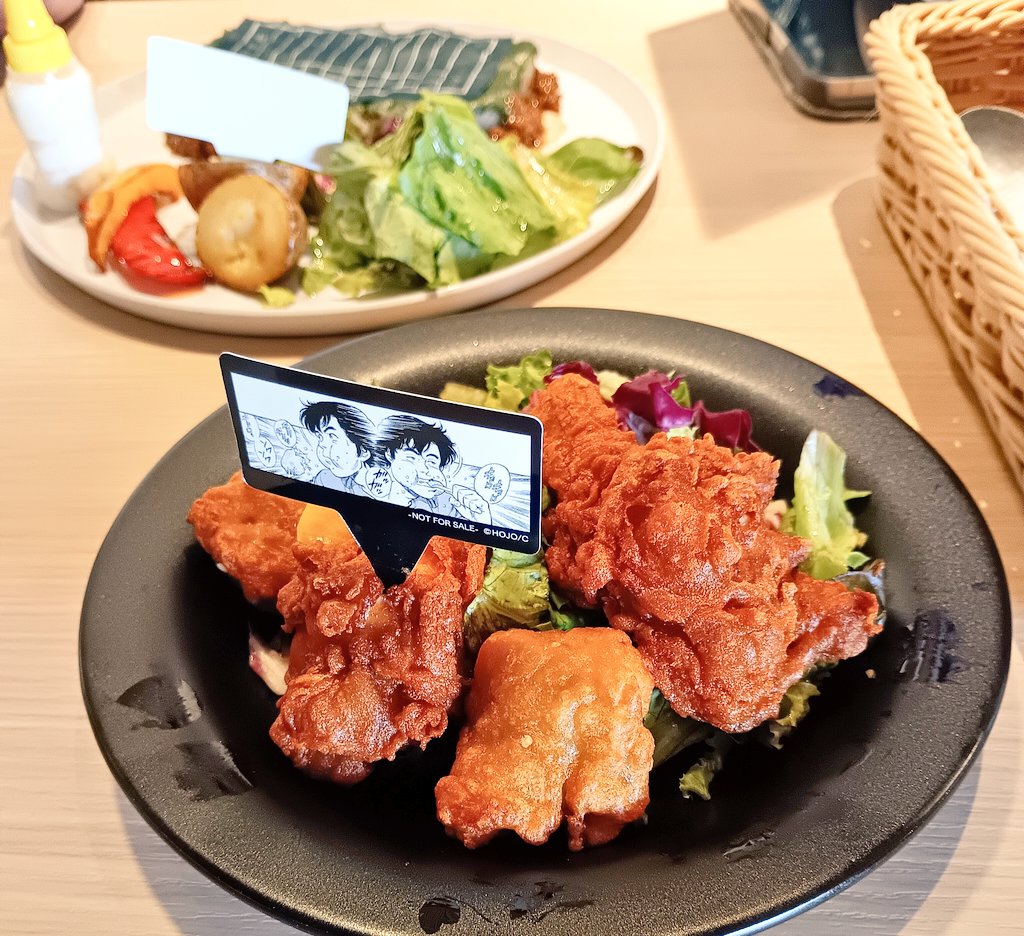 sasako77's tweet photo. コラボメニュー、90分制ですが、入店して45分後がラストオーダーでした。うっかりしててパフェ食べれなかった(￣～￣)次回食べるぞ！！ https://t.co/jTpjSOnoAr