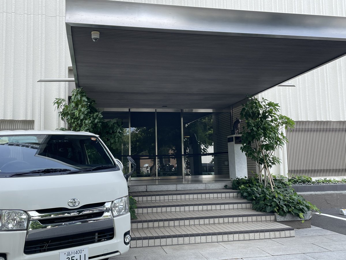 izuminokami4's tweet photo. 休みが取れたので東京散策
千駄ヶ谷行って国立競技場→桑田佳祐がデビュー同時からレコーディングに使ってるビクタースタジオへ
明治神宮外苑も含めてサザンのプチ聖地巡礼😃
 #桑田佳祐 
 #サザンオールスターズ 
 #聖地巡礼 
 #ビクタースタジオ 
 #明治神宮外苑 https://t.co/xQcx0MMc1e
