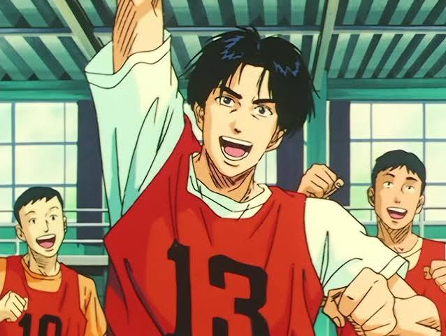 warnawarni2017's tweet photo. Hisashi Mitsui mungkin adalah karakter paling inspiratif di Slam Dunk. 🏀

Dulu ia adalah MVP SMP dengan masa depan yang cerah.

Namun cedera membuatnya menyerah pada basket. Ia berubah menjadi berandalan dan bahkan sempat datang ke gym Shohoku untuk membuat keributan.

Lalu lahirlah salah satu adegan paling ikonik dalam manga dan anime.

Dengan menangis di hadapan pelatih Anzai, Mitsui berkata:

"Anzai-sensei... basketball ga shitai desu."
("Coach Anzai... saya ingin bermain basket lagi.")
Kalimat sederhana itu menjadi simbol bahwa tidak ada kata terlambat untuk kembali mengejar mimpi yang pernah kita tinggalkan.

Mungkin itulah alasan mengapa, bagi banyak penggemar, Mitsui bukan sekadar karakter basket—melainkan karakter tentang penyesalan, kesempatan kedua, dan keberanian untuk memulai lagi. ❤️🏀