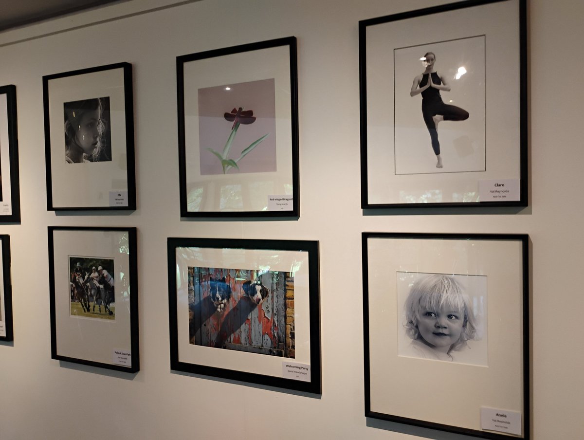 AnneOnline1's tweet photo. Great variety of photos @tbtlake Keswick Photographic Society Exhibition .. 🏞️💦☀️

And cool 😎 https://t.co/Rpba50vV8t