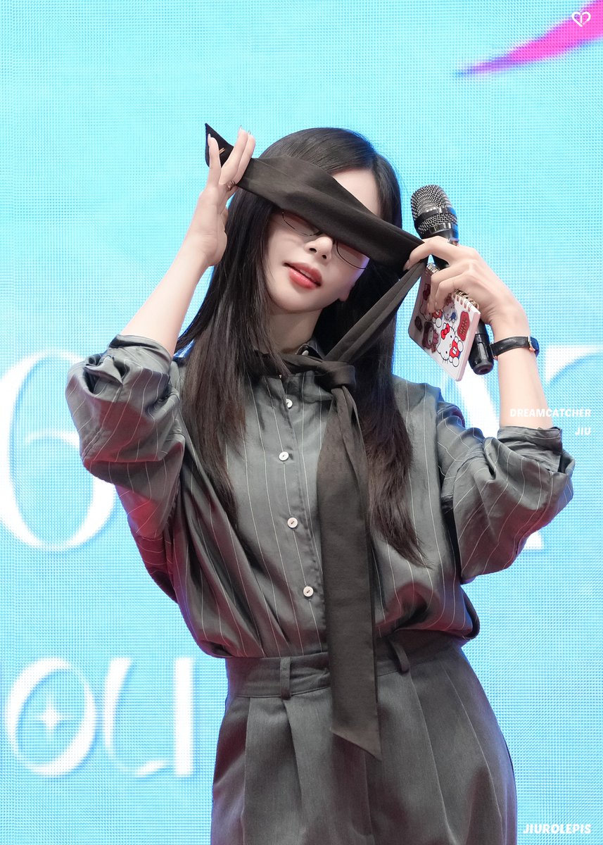 jiu_sua_94's tweet photo. 260711
FOR JIU
JIUROLEPIS  🖤  ✨  💕

#지유 #유아유 #JIU #UAU
#드림캐쳐 #dreamcatcher https://t.co/onpp8fs23x