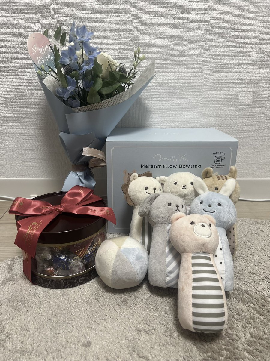 amEcHyan_'s tweet photo. また色んな人からたくさん出産祝いもらった ^ ̳ᴗ ̫ ᴗ ̳^ 
みんなたくさんお祝いしてくれて嬉しい🥲🩵 https://t.co/uGfclkNOrL